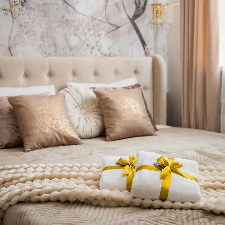 Gorgeous 1-br In The Strict Centre With Ac & Parking On Site * Varsóvia