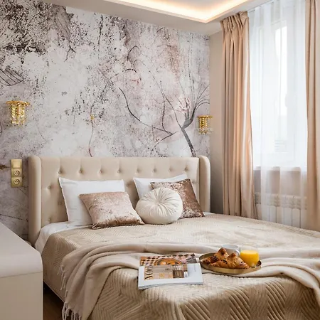 Gorgeous 1-br In The Strict Centre With Ac & Parking On Site *