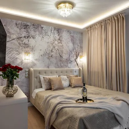 Gorgeous 1-br In The Strict Centre With Ac & Parking On Site * Varsóvia