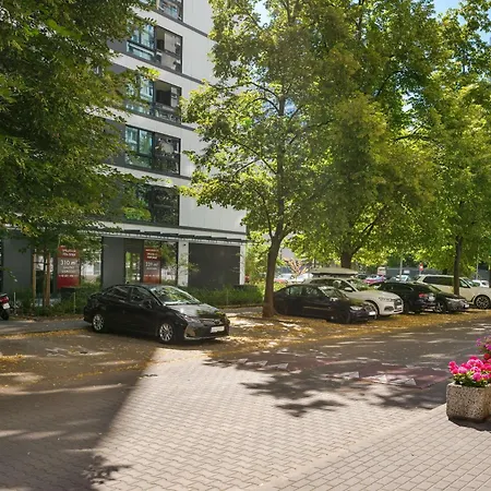 Apartamento Gorgeous 1-br In The Strict Centre With Ac & Parking On Site Varsóvia